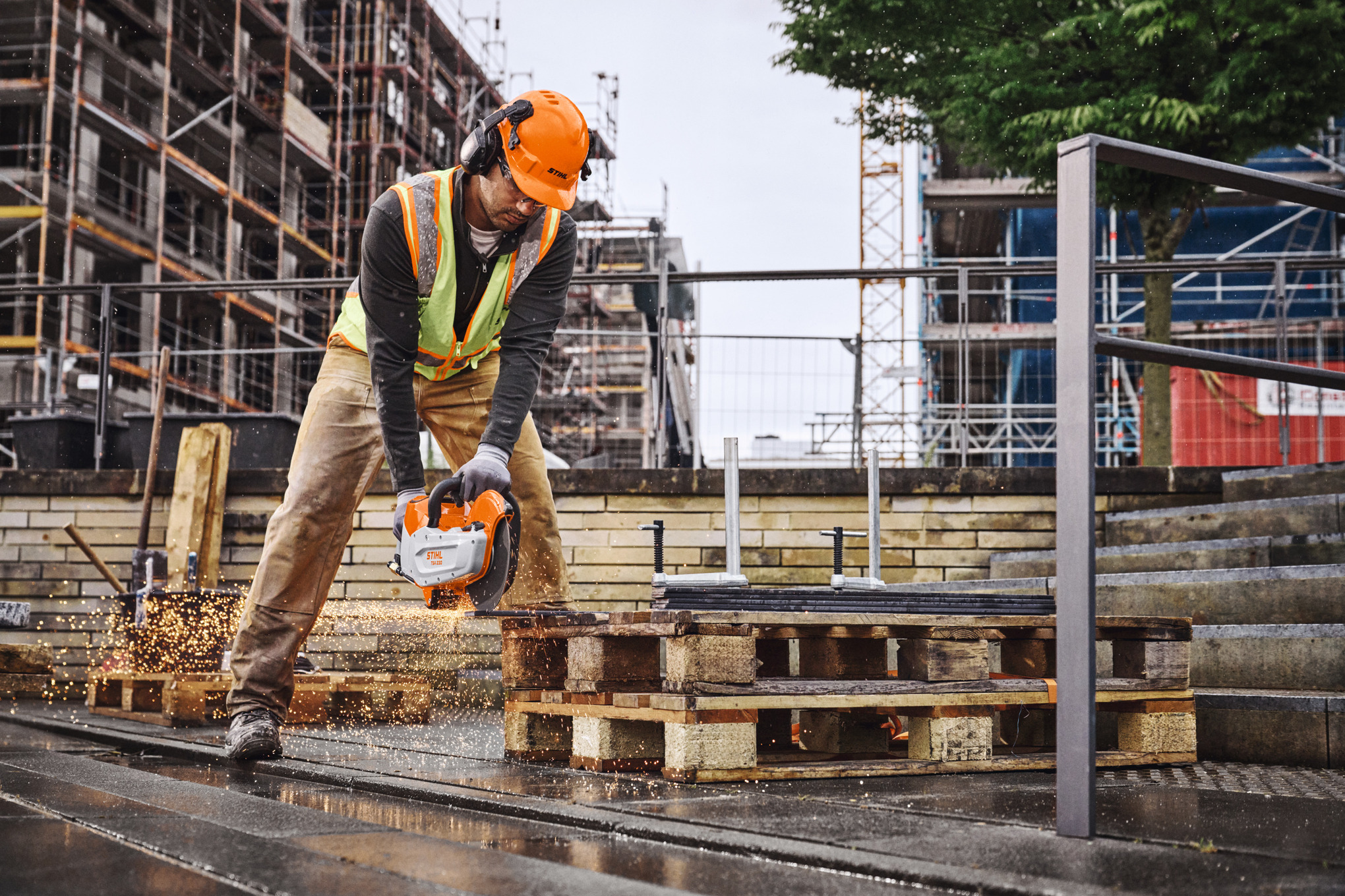 TSA 230 (akku és töltő nélkül)